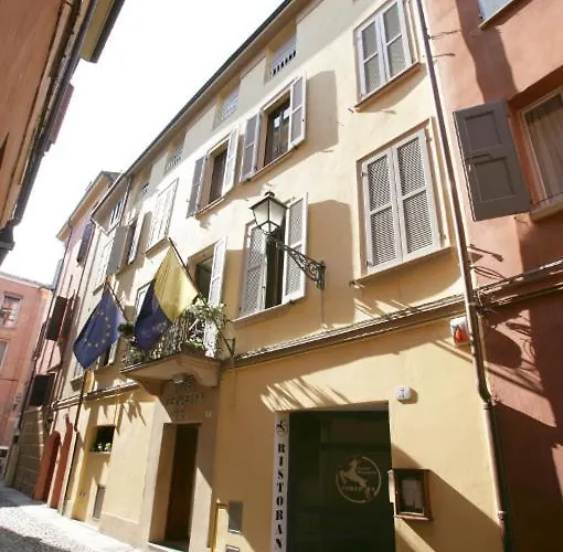 Ξενοδοχείο Cervetta 5